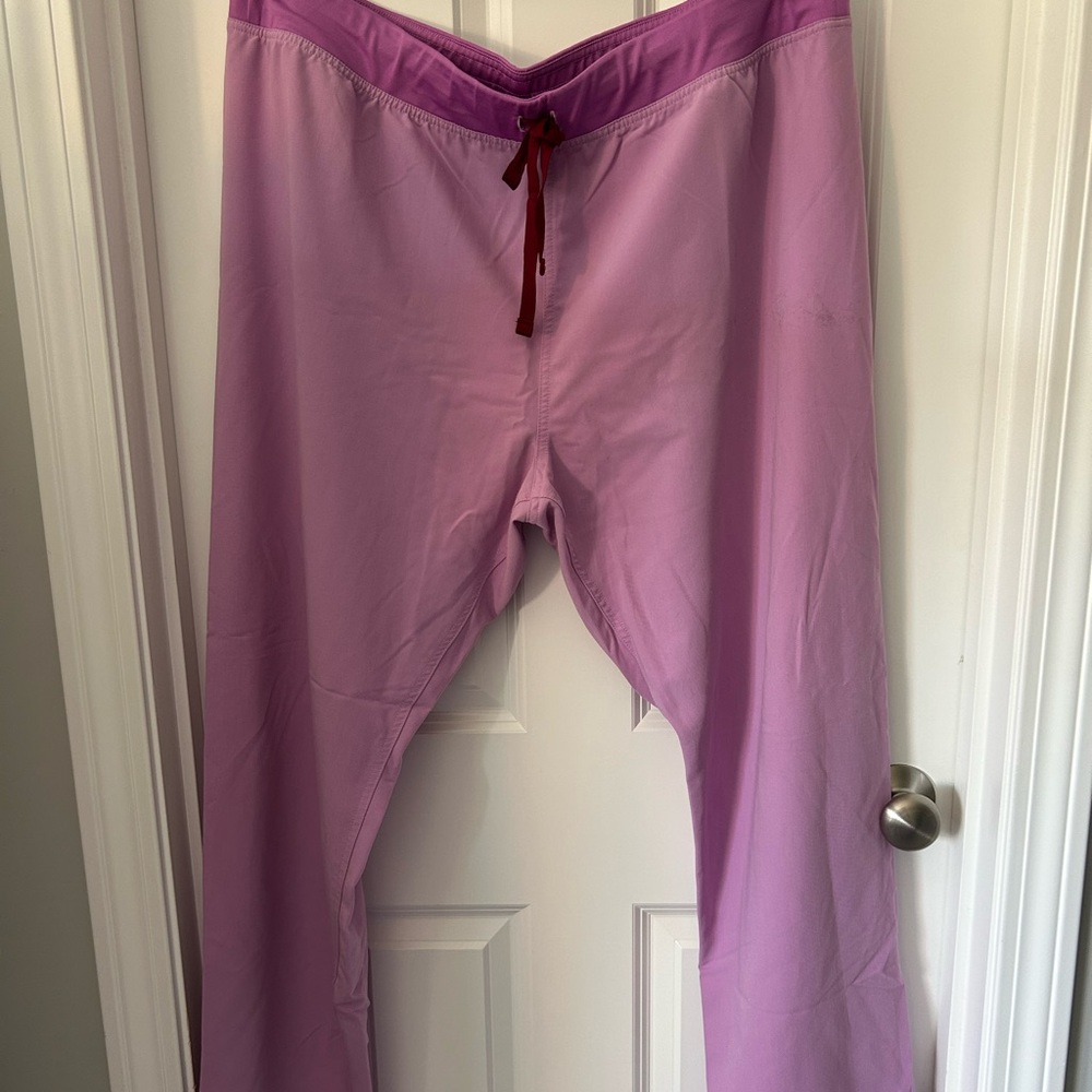 +FIGS Scrub Pants